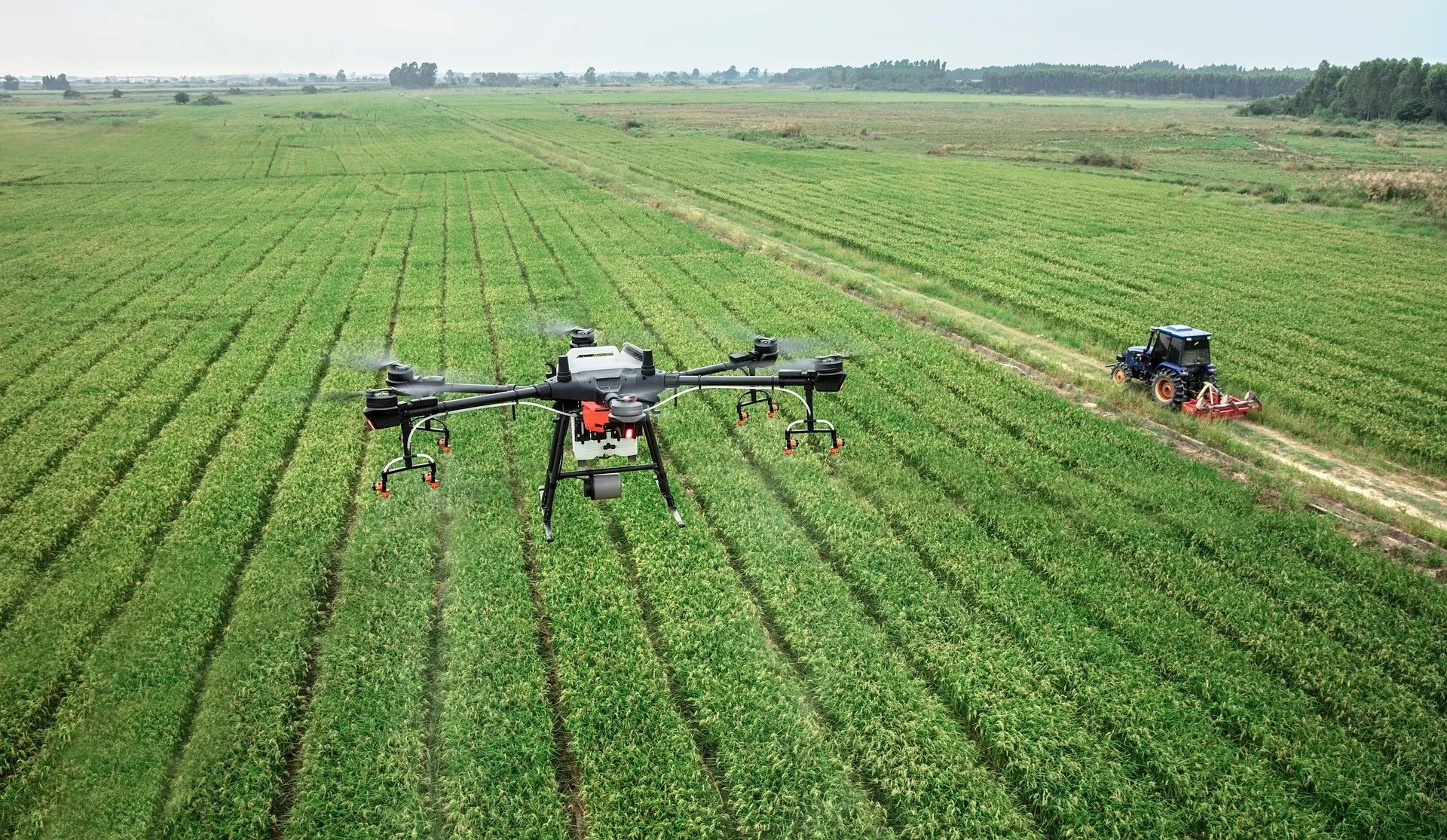 UAV được ứng dụng rộng rãi trong nông nghiệp. Ảnh: Pixabay.