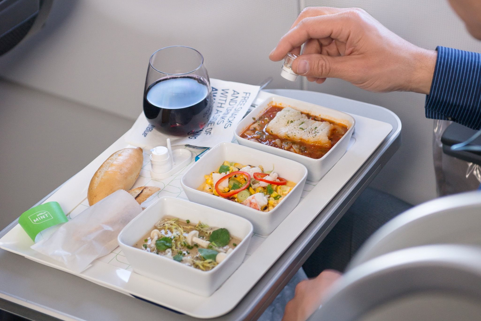 inflight-meals-jet-blue.jpg