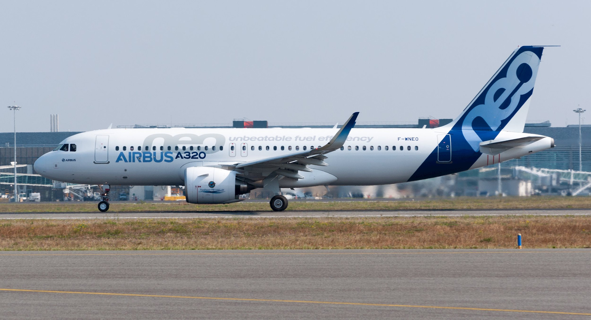 airbus_a320neo_first_takeoff_at_toulouse_blagnac_airport_04.jpeg