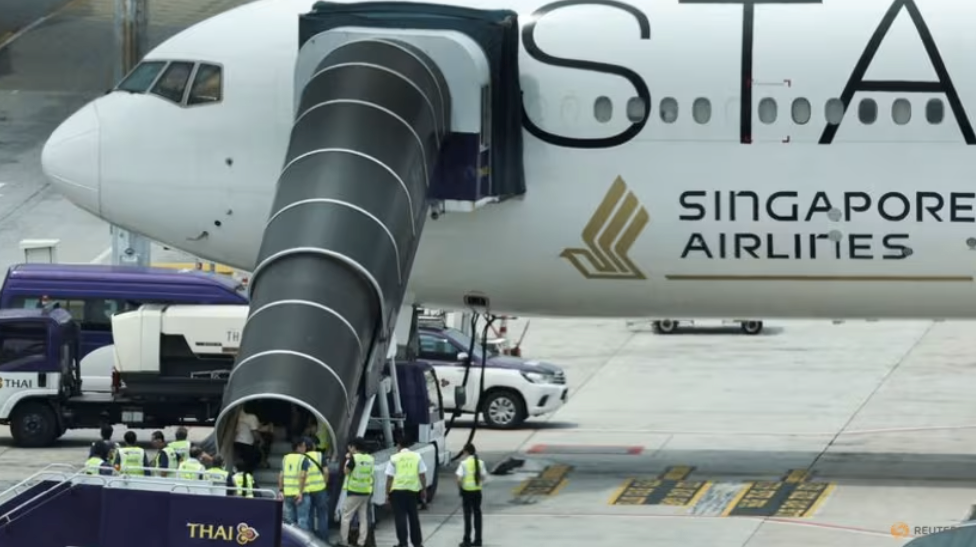 5 ngày sau khi hạ cánh ở Thái Lan, chiếc 777-300ER đã trở về Singapore chiều 26/5. Ảnh minh hoạ: Reuters.