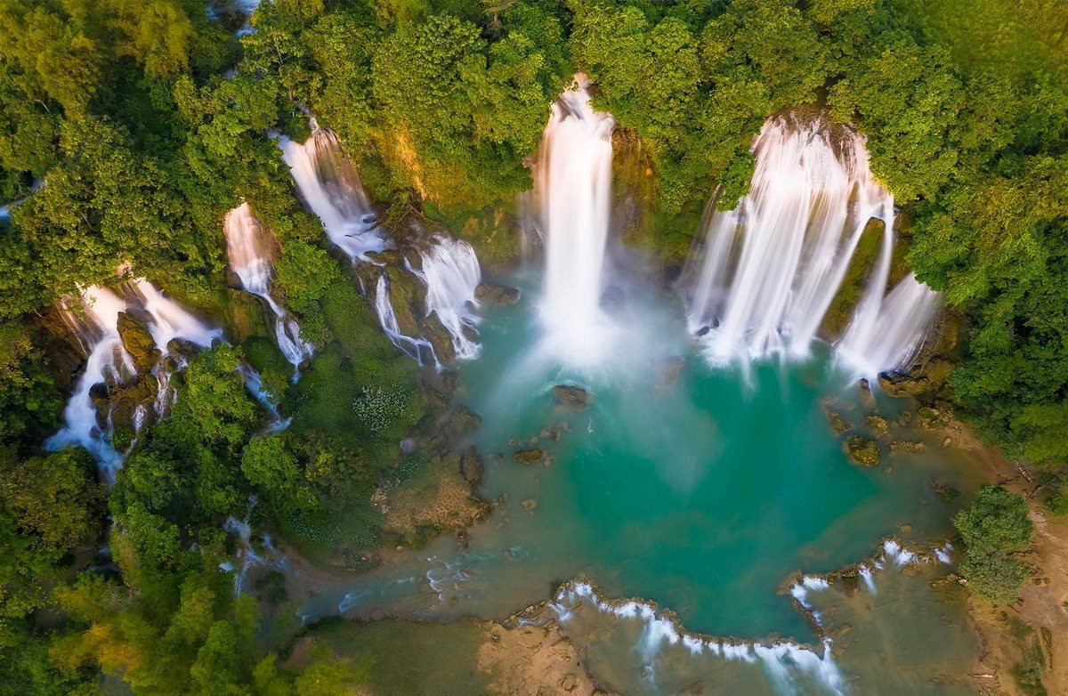 ban-gioc-waterfall-in-cao-bang-v.jpg