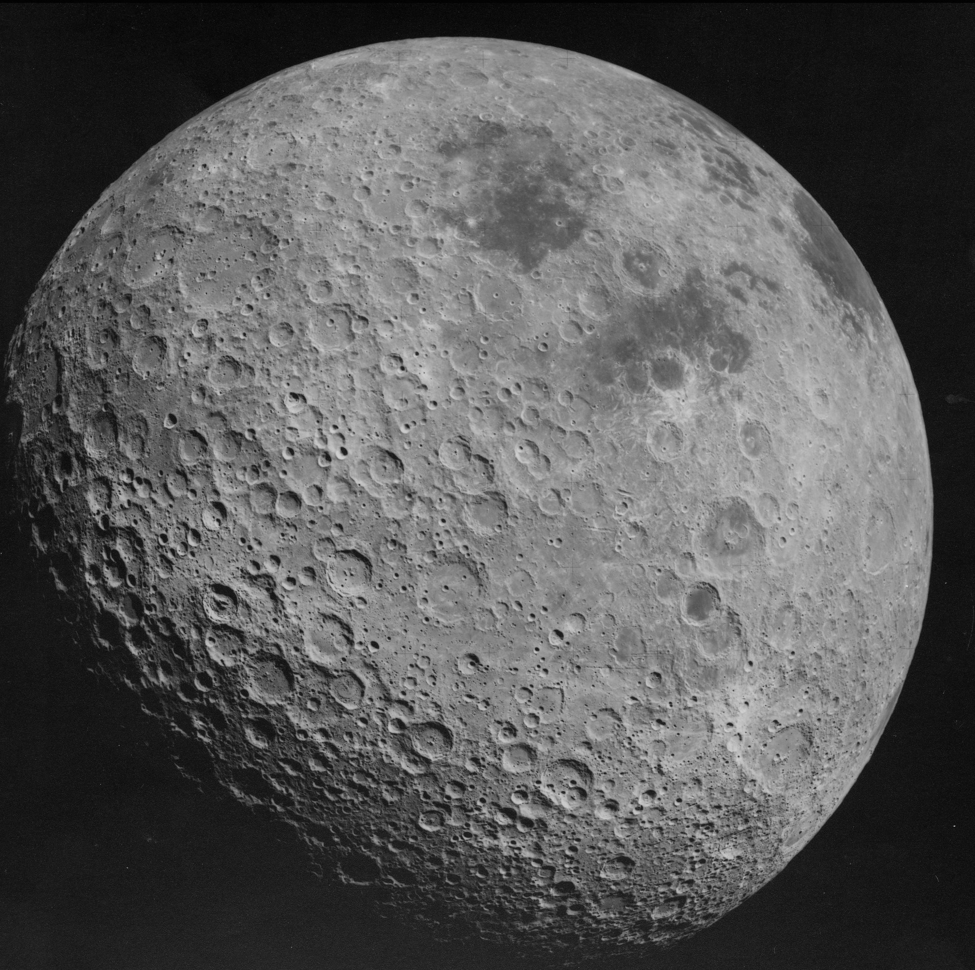 back_side_of_the_moon_as16-3021.jpg