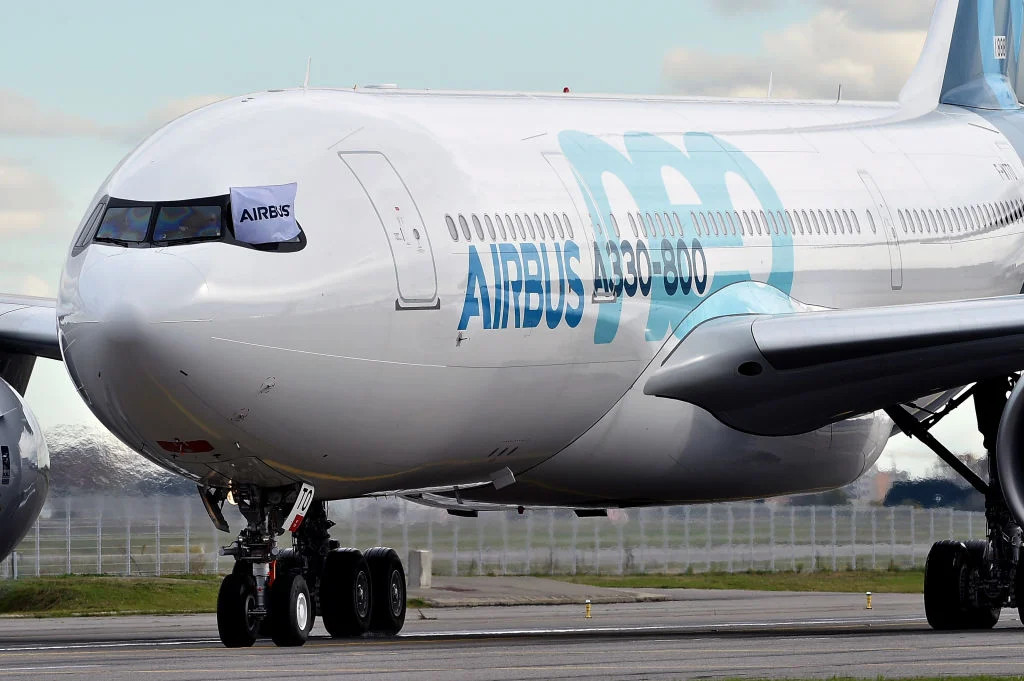 a330neo_remy_gabaldaafp_via_getty_images.jpg