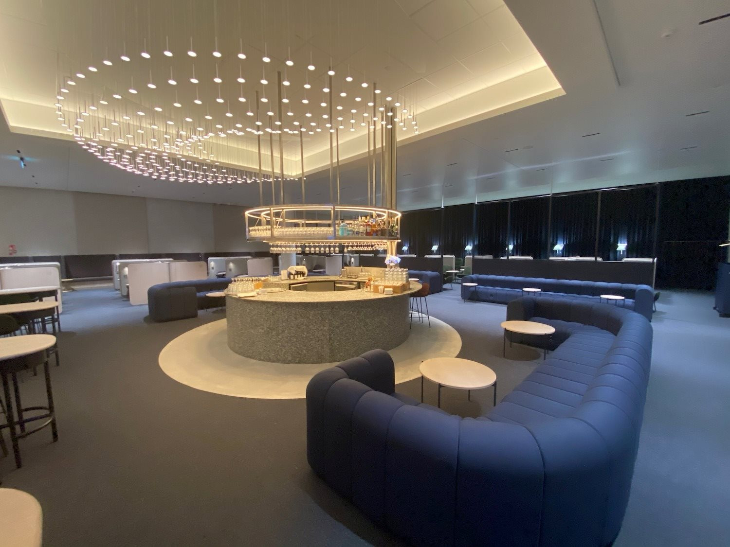 finnair-business-lounge-review-n.jpg