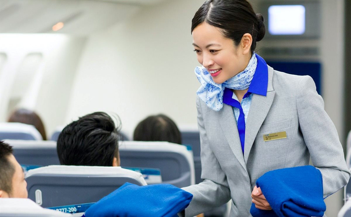 Đứng thứ 2 trong danh sách là phi hành đoàn của All Nippon Airways (ANA), hãng hàng không Nhật Bản có trụ sở tại Sân bay Quốc tế Tokyo Narita và Sân bay Haneda. Hãng hàng không lớn nhất Nhật Bản đứng đầu về doanh thu và lưu lượng hành khách luôn phấn đấu để đạt chất lượng tốt nhất từ tiện nghi cho khách hàng đến phi hành đoàn. Ảnh: Simple Flying.