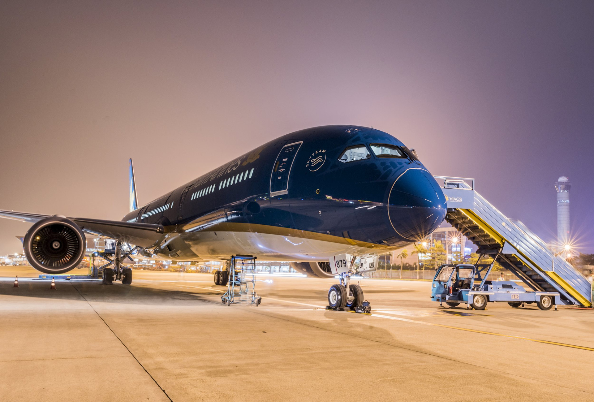 Vietnam Airlines tăng thêm chuyến bay vào sáng sớm hoặc đêm muộn cho đợt cao điểm hè. Ảnh: Vietnam Airlines,