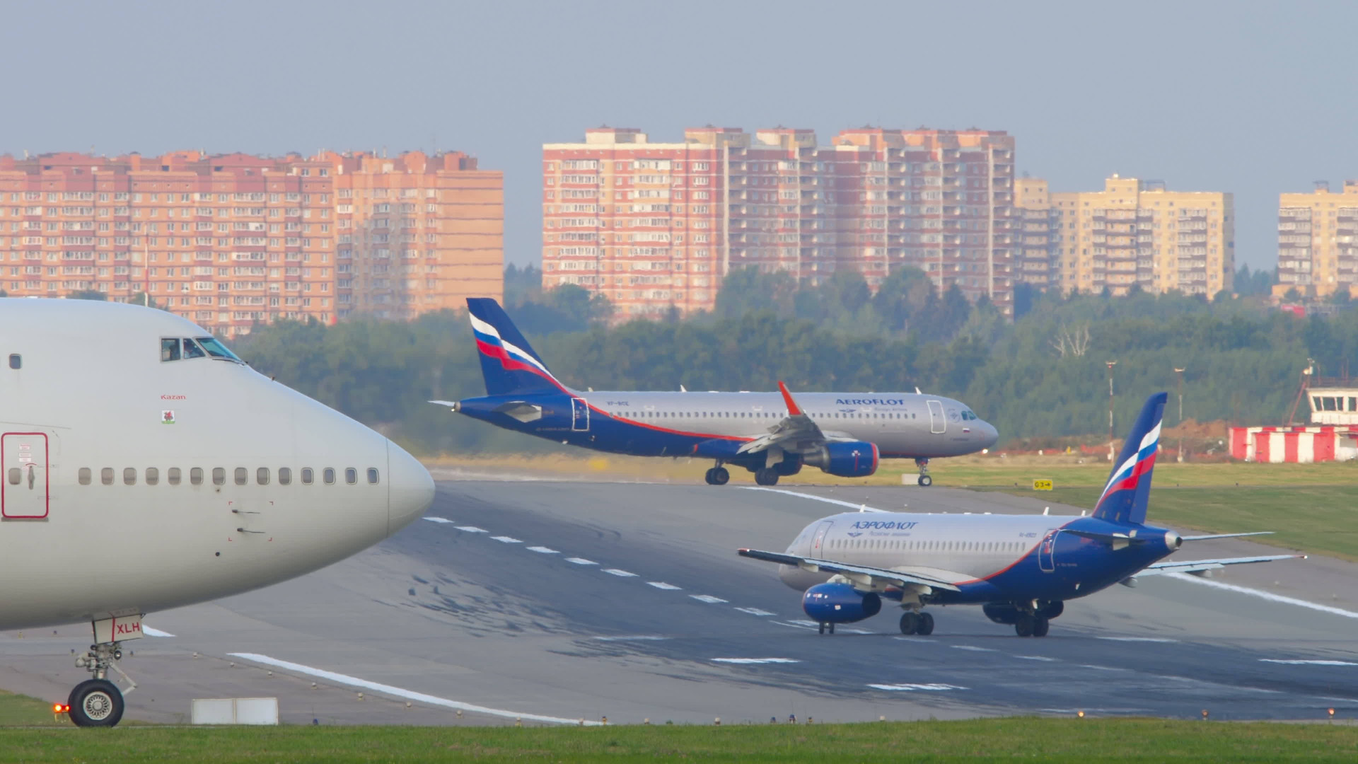 moscow-russian-federation-september-12-2020-rossiya-airlines-boeing-747-and-two-aeroflot-russian-airlines-airbus-a320-airliners-taxiing-to-and-from-the-runway-of-sheremetyevo-airport-free-video.jpeg