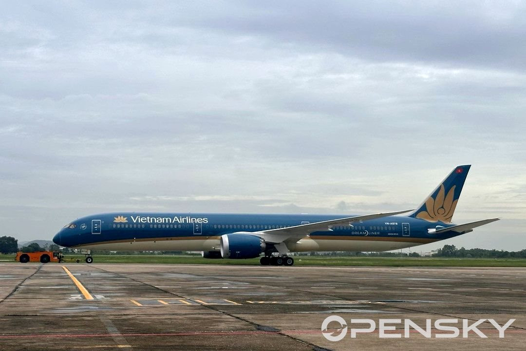 opensky_78710vna.jpg