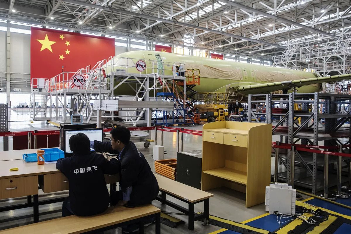 getty-comac-factory.jpg