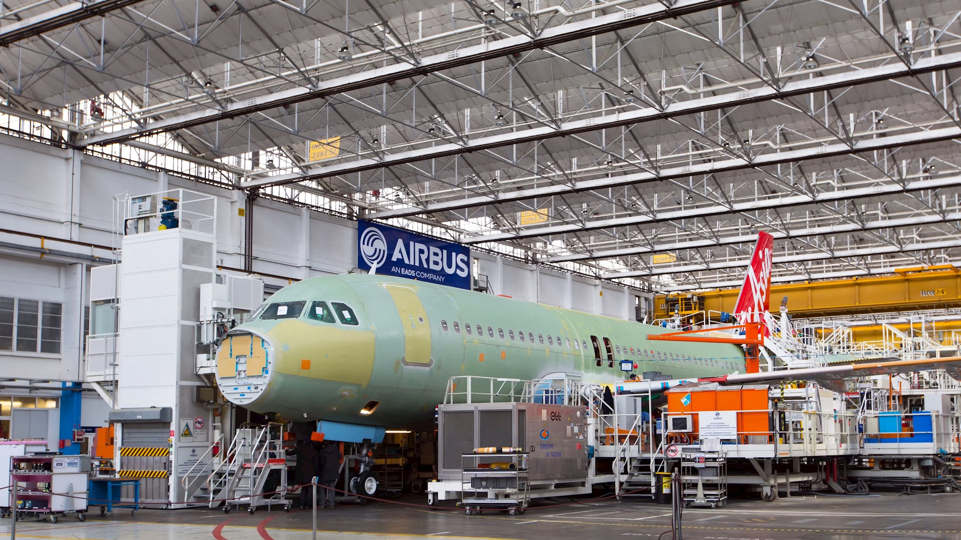 airbus-plant-toulouse-france-06-20-2015-airbus-production-area-factory-inside-the-final-assembly-shop-passenger-aircraft-airbus-a320-of-airasia-copy.jpg