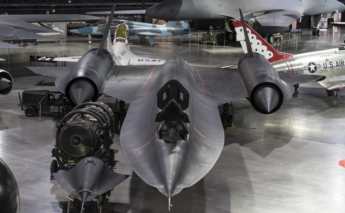 sr-71-dents.jpg