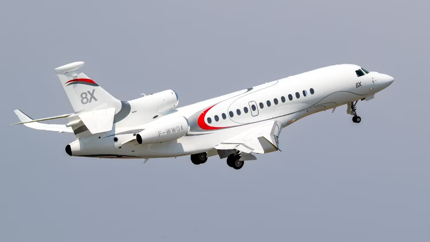 Dassault Falcon 8X