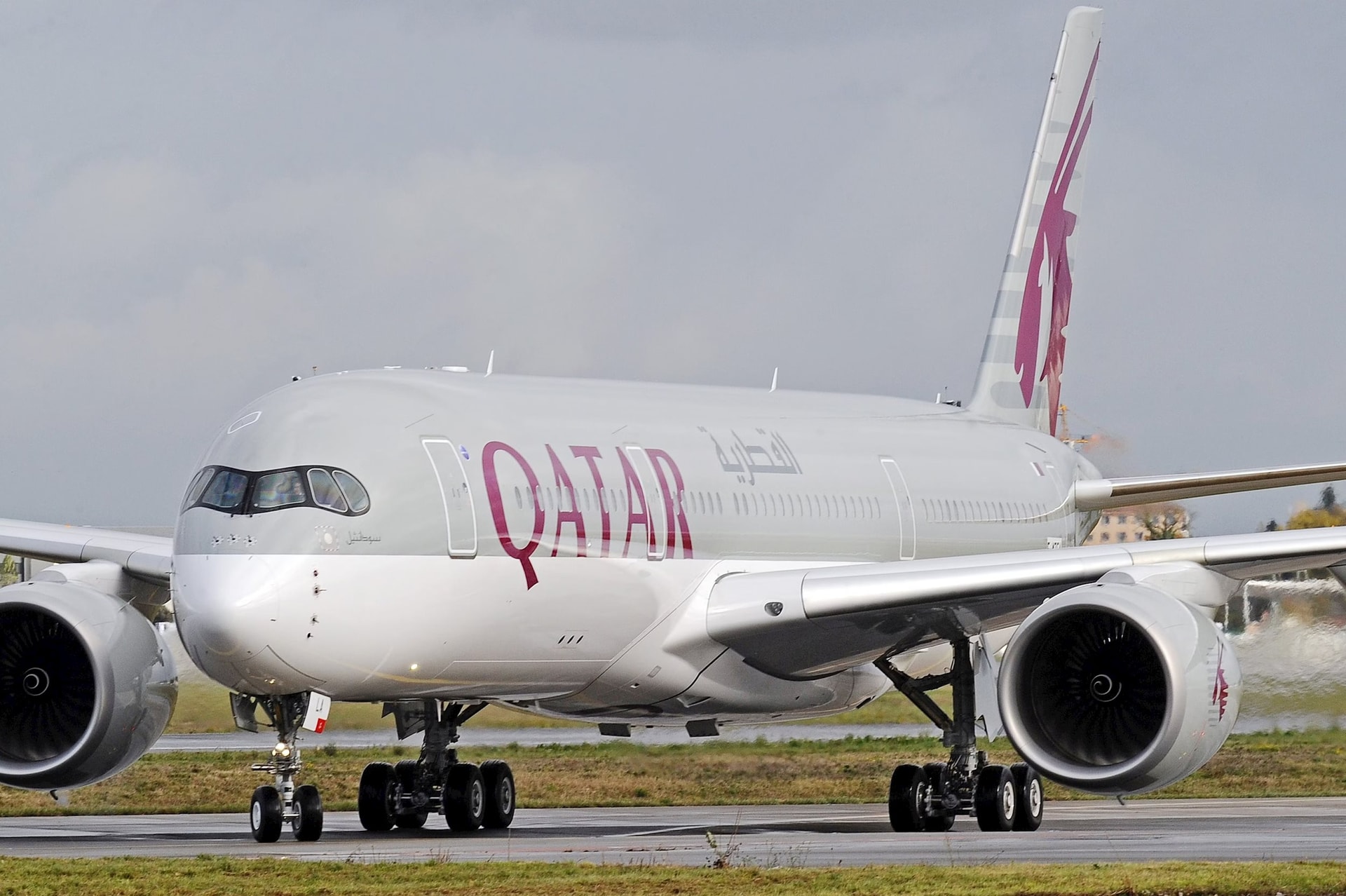 gettyimages-460356098-qatar-a350-1.jpeg