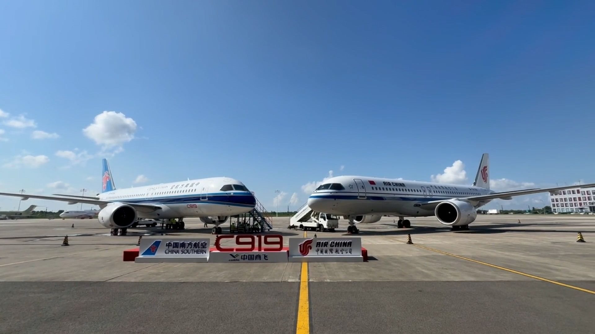 109814-china-s-new-c919-aircraft-clean1.jpeg