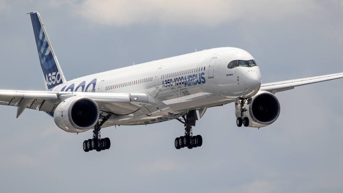 airbus-a350-1000-on-a-flight-at-the-paris-air-show-1.jpg