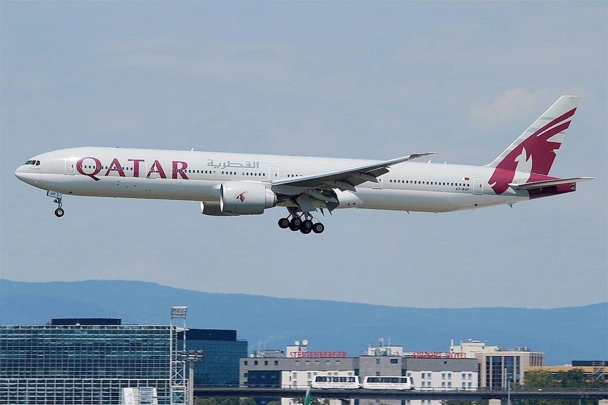 qatar-airways-business-class-777-300er-featured-image(1).jpg