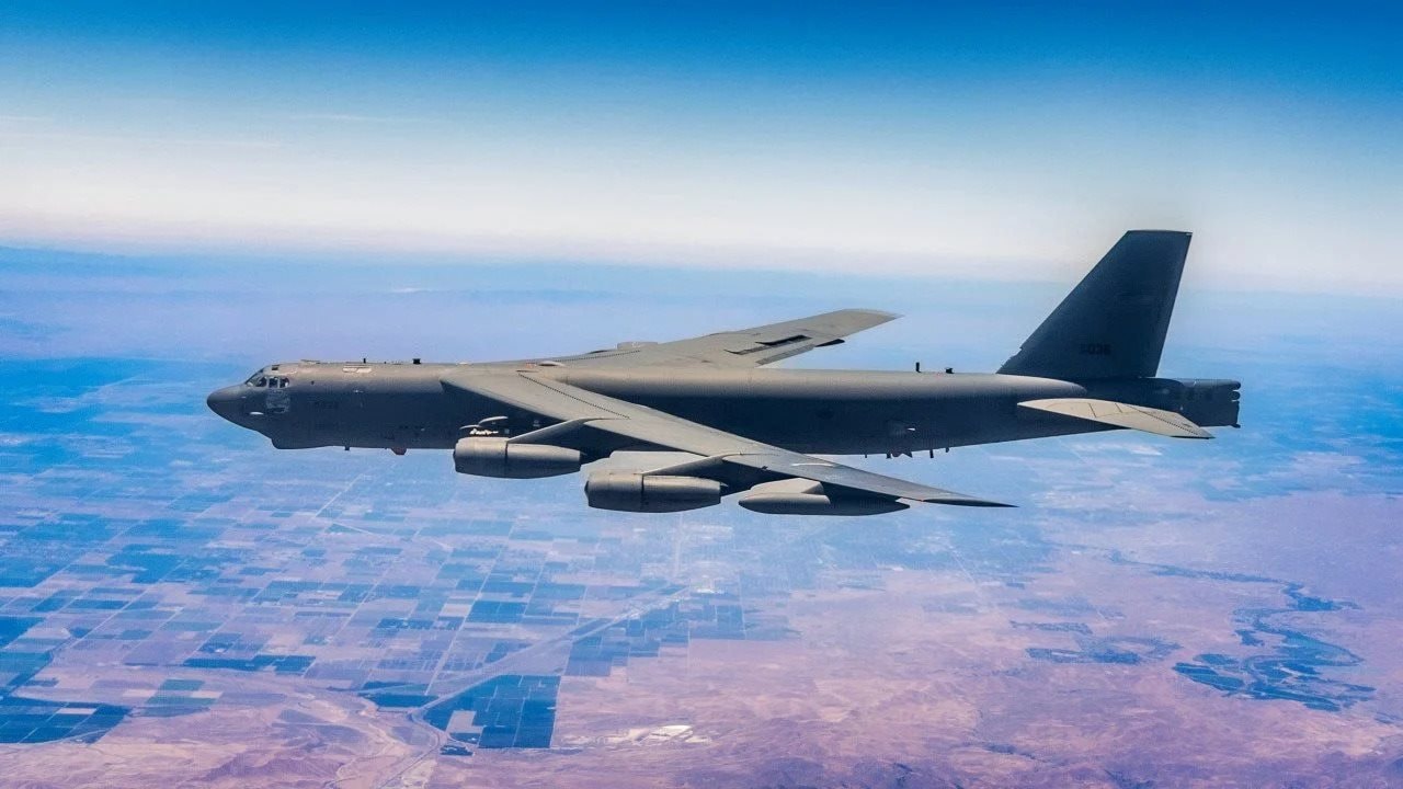 B-52 Bomber 2024