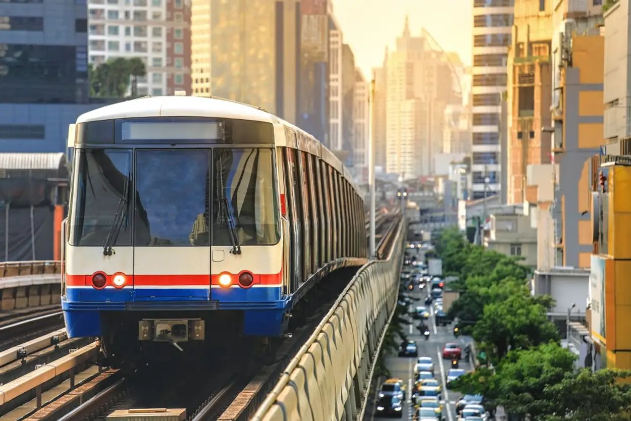 02-bts-skytrain-1024x683.jpg