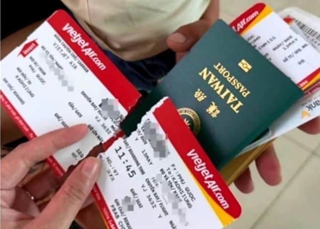 Thẻ lên máy bay bị xé rách tại sân bay quốc tế Phú Quốc. Ảnh: Chinatimes.