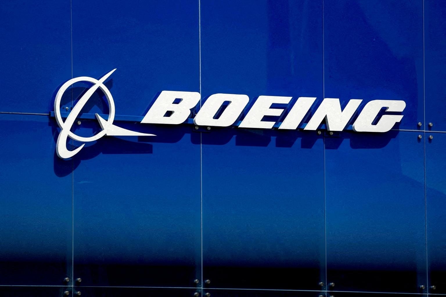 boeing-logo-seen-54th-internatio.jpg