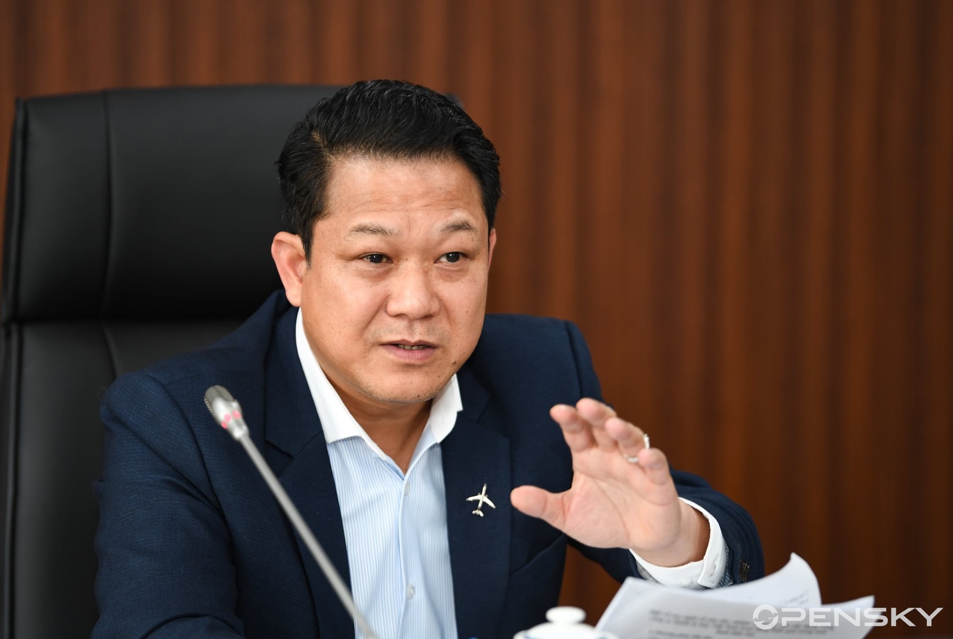 ong-le-hoang-minh.jpg