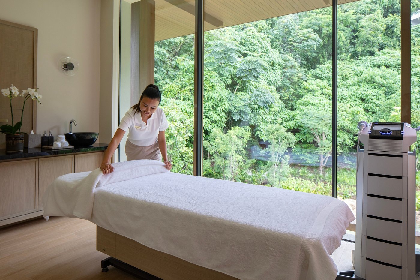 physiotherapy-room.jpg