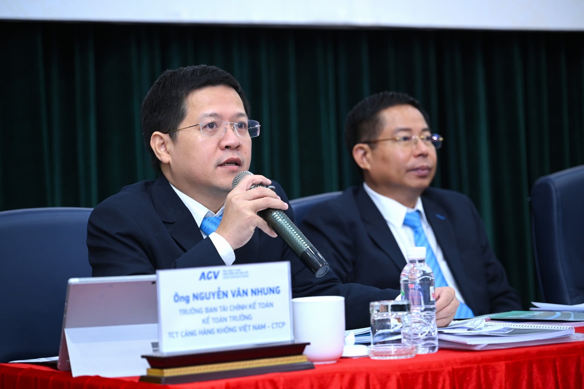 Ông Nguyễn Văn Nhung - Kế toán trưởng ACV cho rằng, tỷ giá yen Nhật so với VND tăng có thể khiến ACV lỗ 1.700 tỷ đồng trong năm 2025. Ảnh: ACV.
