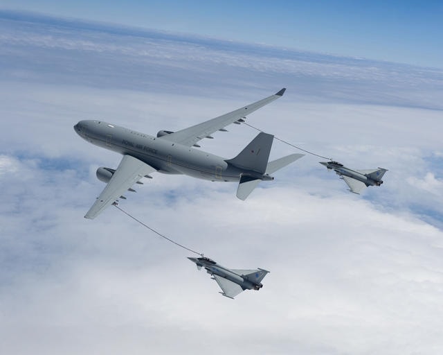 a330_mrtt_refuelling_eurofighters.jpg