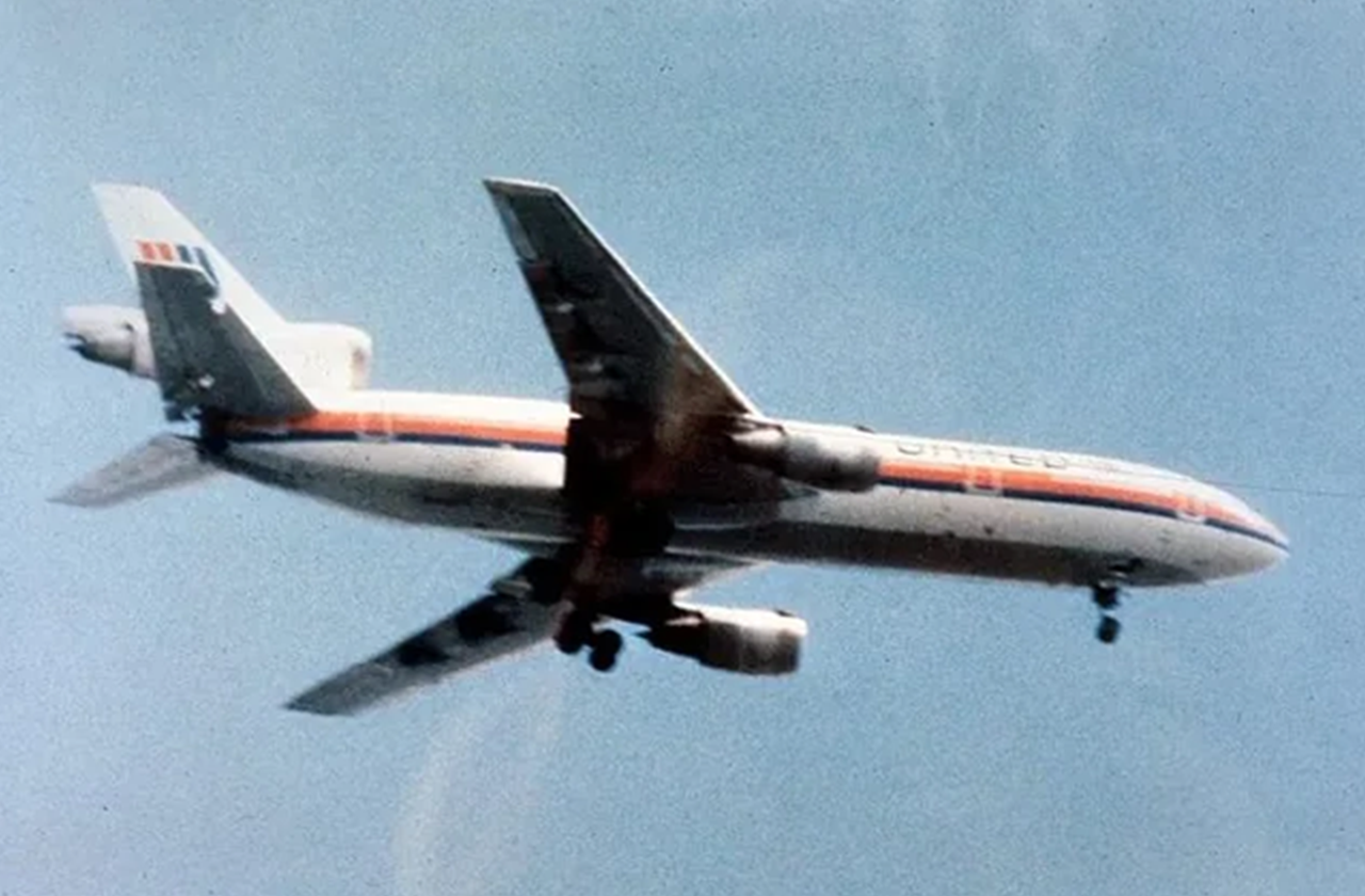 united-airlines.png