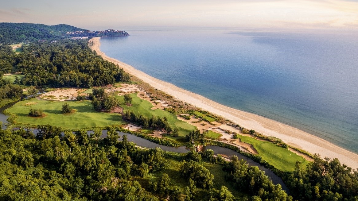 laguna golf lăng cô
