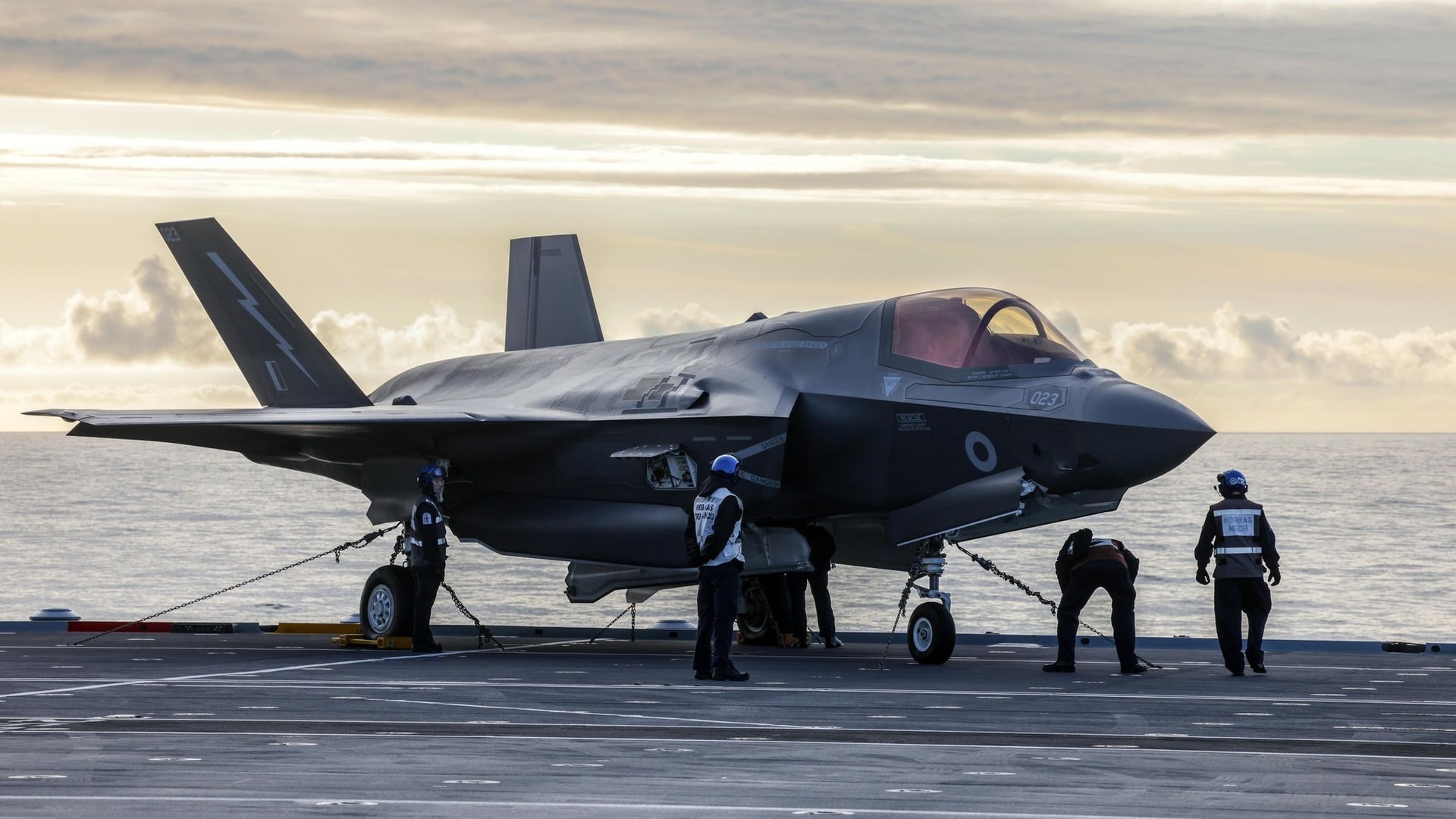 skynews-f35-jet_6950014.jpg