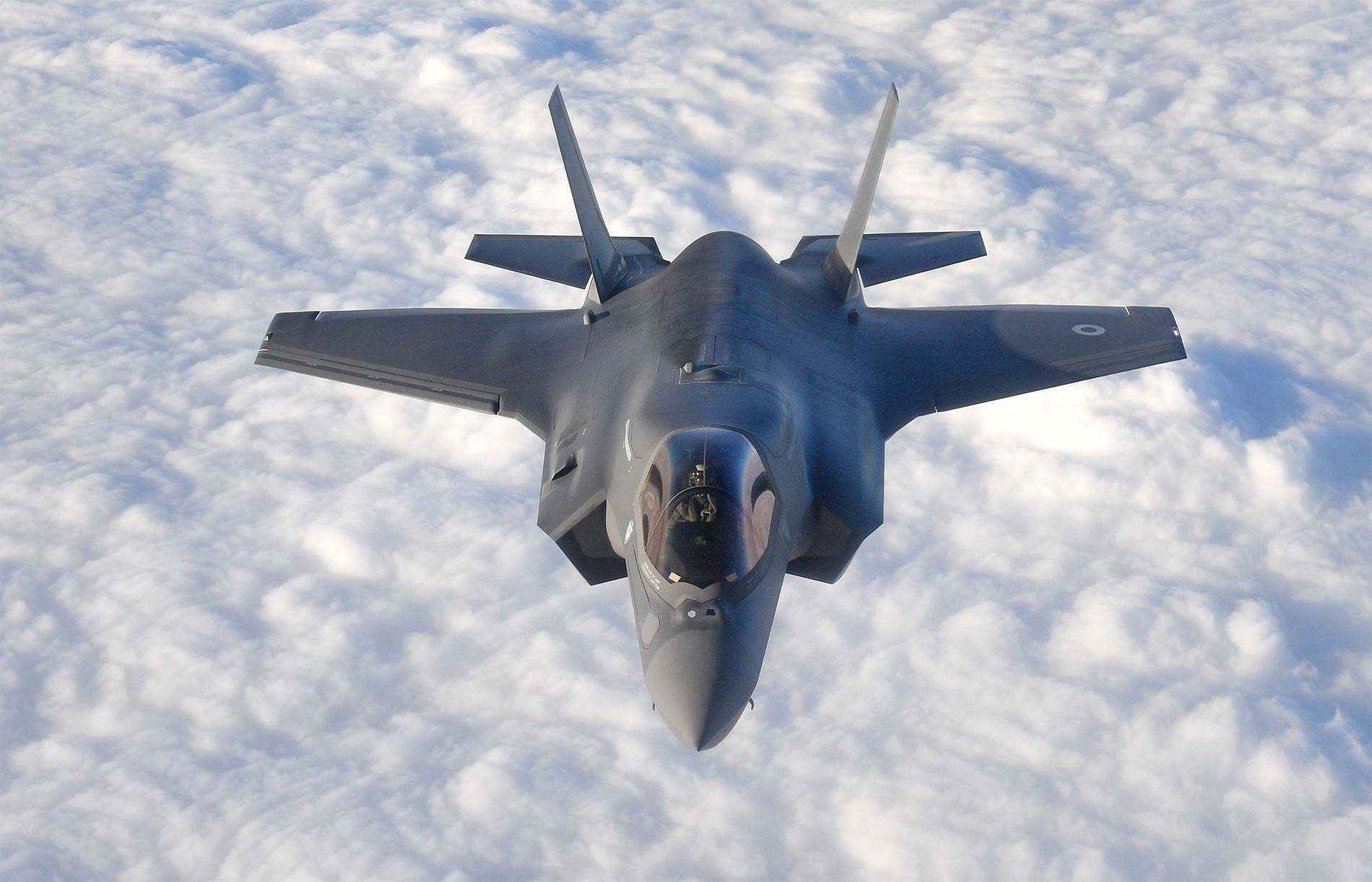may bay F-35