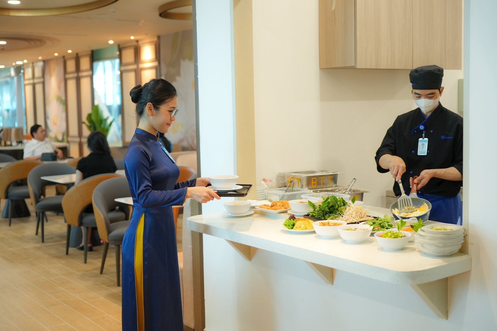 osky.1cdn.vn-2025-04-17-_lotus-t3-live-kitchen.jpg