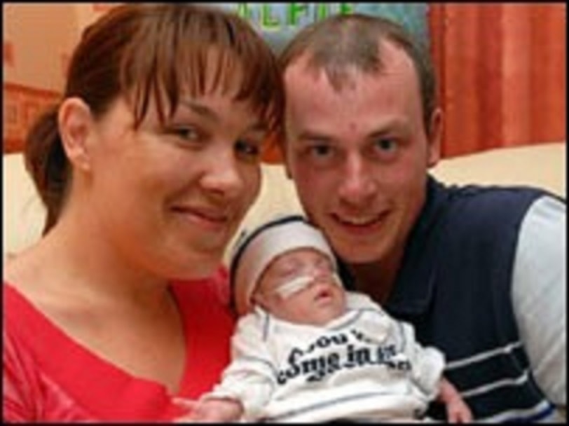 _44165205_babyalfie203.jpg