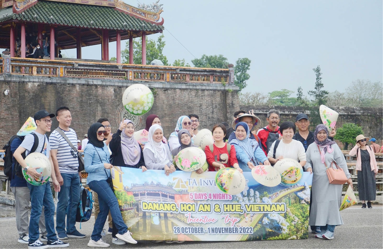 chuyen-gia-hien-ke-hut-khach-hoi-giao-den-viet-nam-1-0939-17295212103741224056404.jpg
