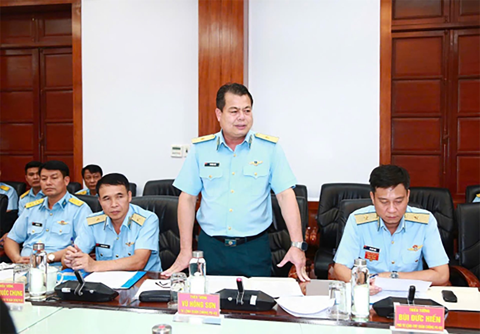 thieu-tuong-vu-hong-son.png