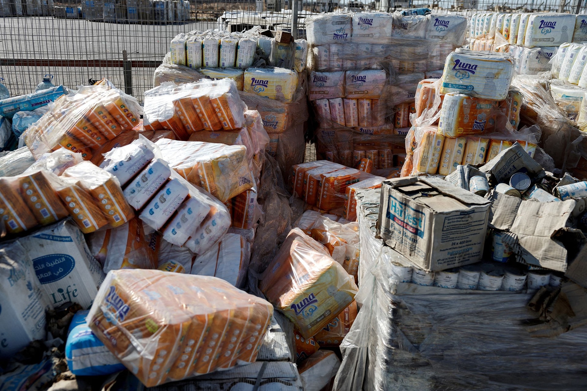c-2025-07-24t175230z-766360928-rc22tfapthxe-rtrmadp-3-israel-palestinians-gaza-aid.jpg