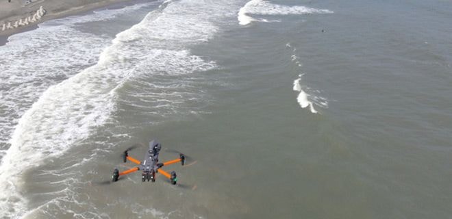 Drones deployed to famed surfing beach in Chiba for tsunami alert | The Asahi Shimbun: Breaking News, Japan News and Analysis