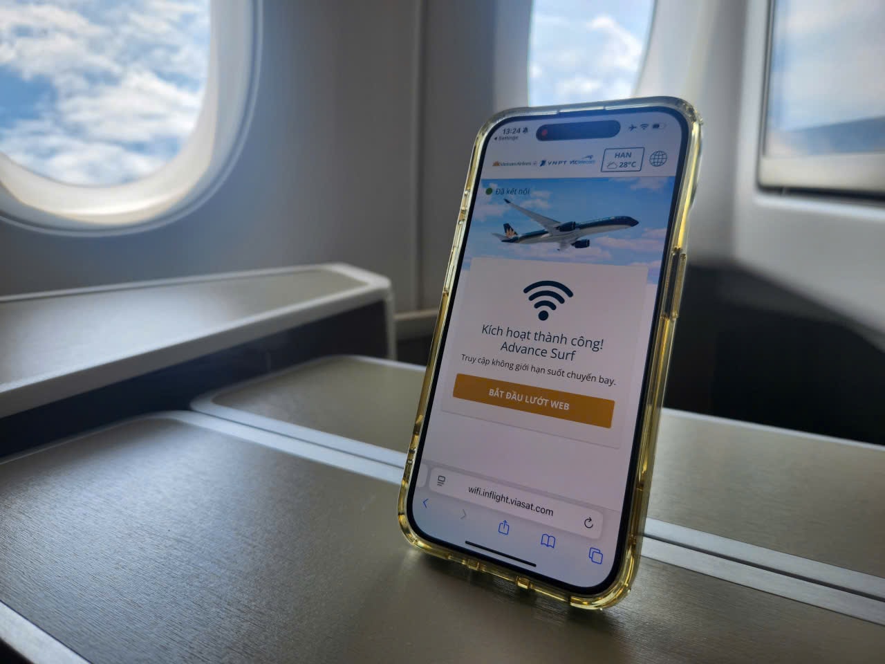 Kết nói internet trên tàu bay