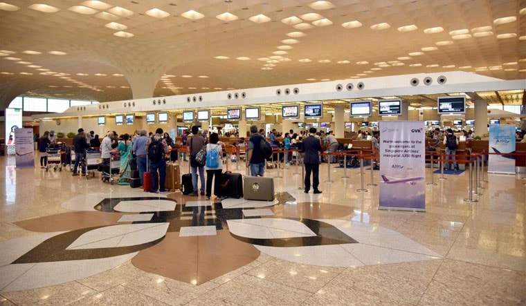 mumbai-airport-twitter.jpg