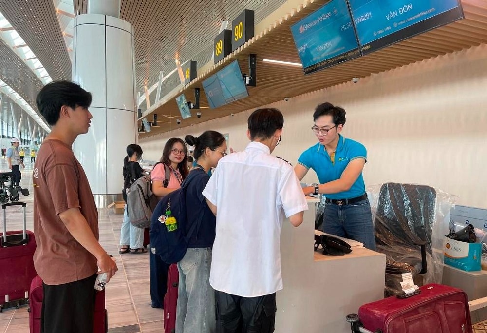 t3-tan-son-nhat-01.jpg