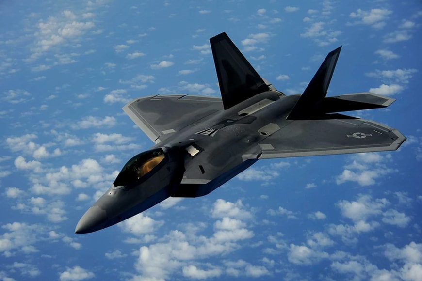 may-bay-chien-dau-f-22-raptor.jpg
