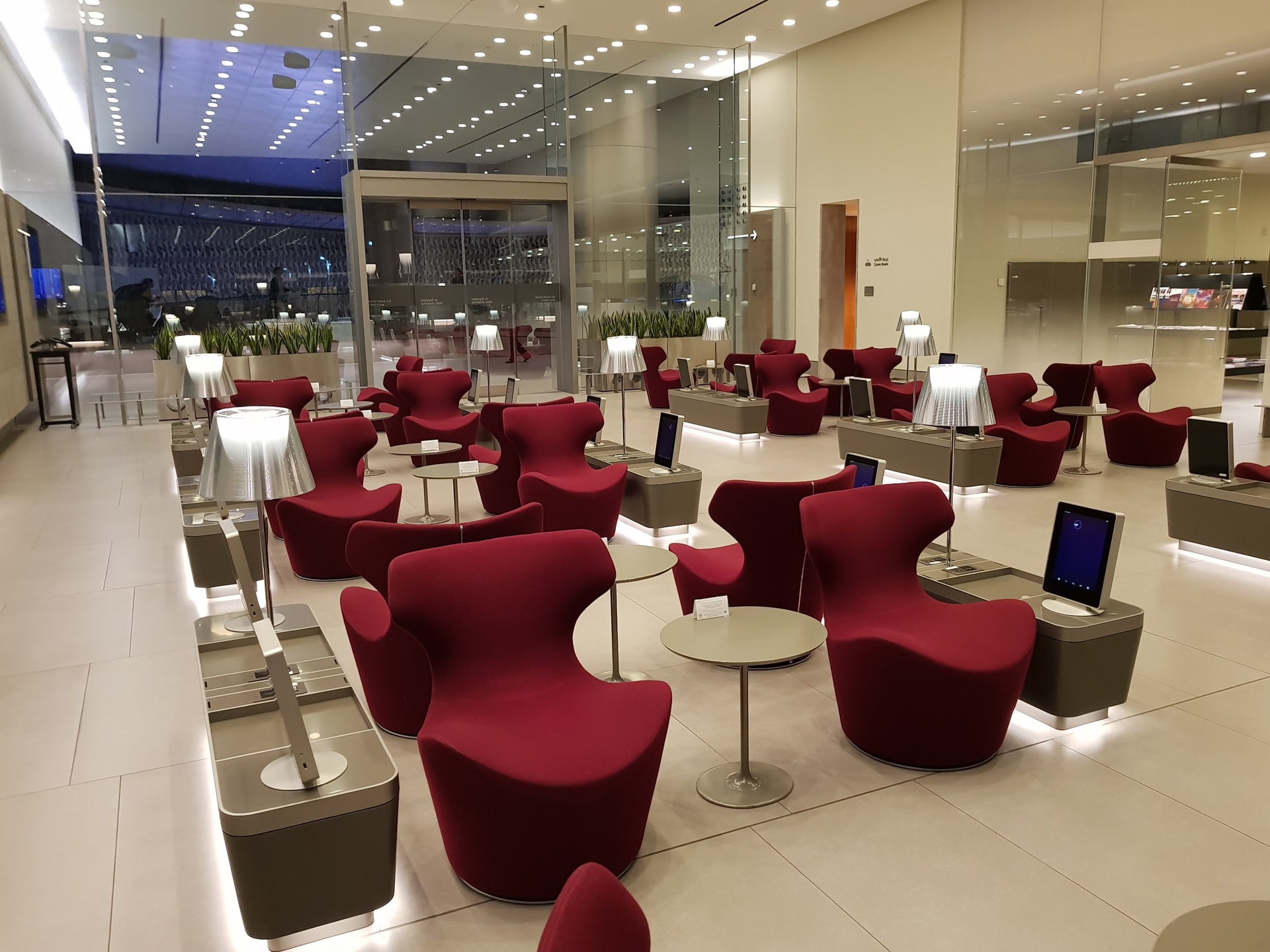 Qatar Airways Al Mourjan Business Lounge, Doha - Đánh giá về nhà hàng - Tripadvisor