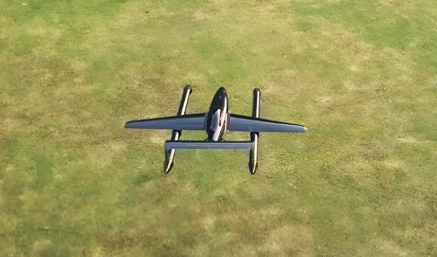 uav-cat-ha-canh-thang-dung-01.jpg