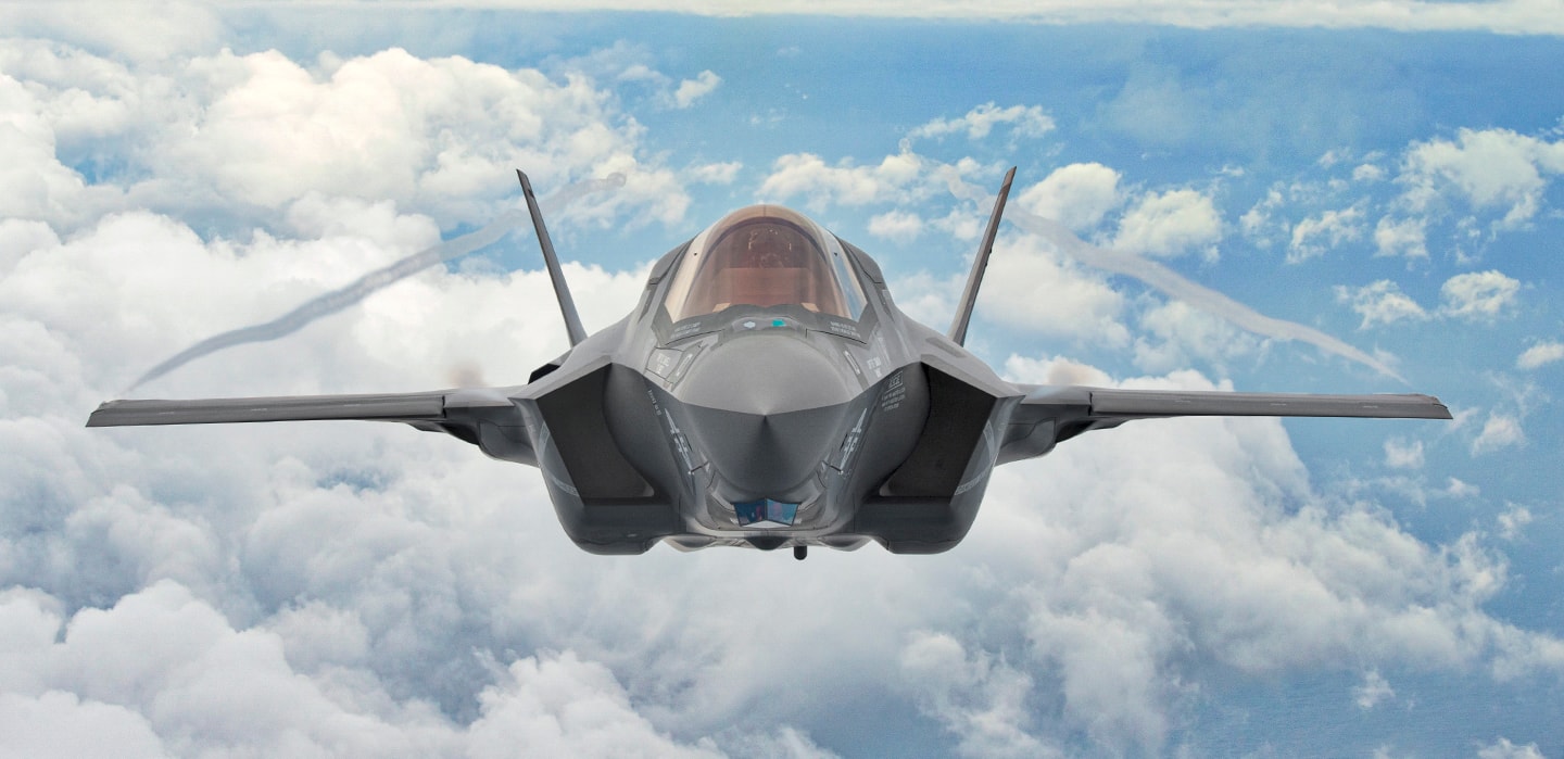 Tỉ phú Musk: 'Kẻ ngốc' mới chế tạo tiêm kích F-35 trong thời đại UAV
