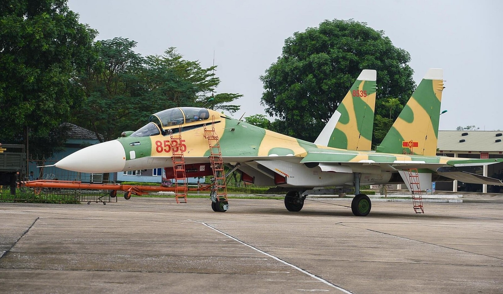 phong-khong-khong-quan-viet-nam-02(1).jpg