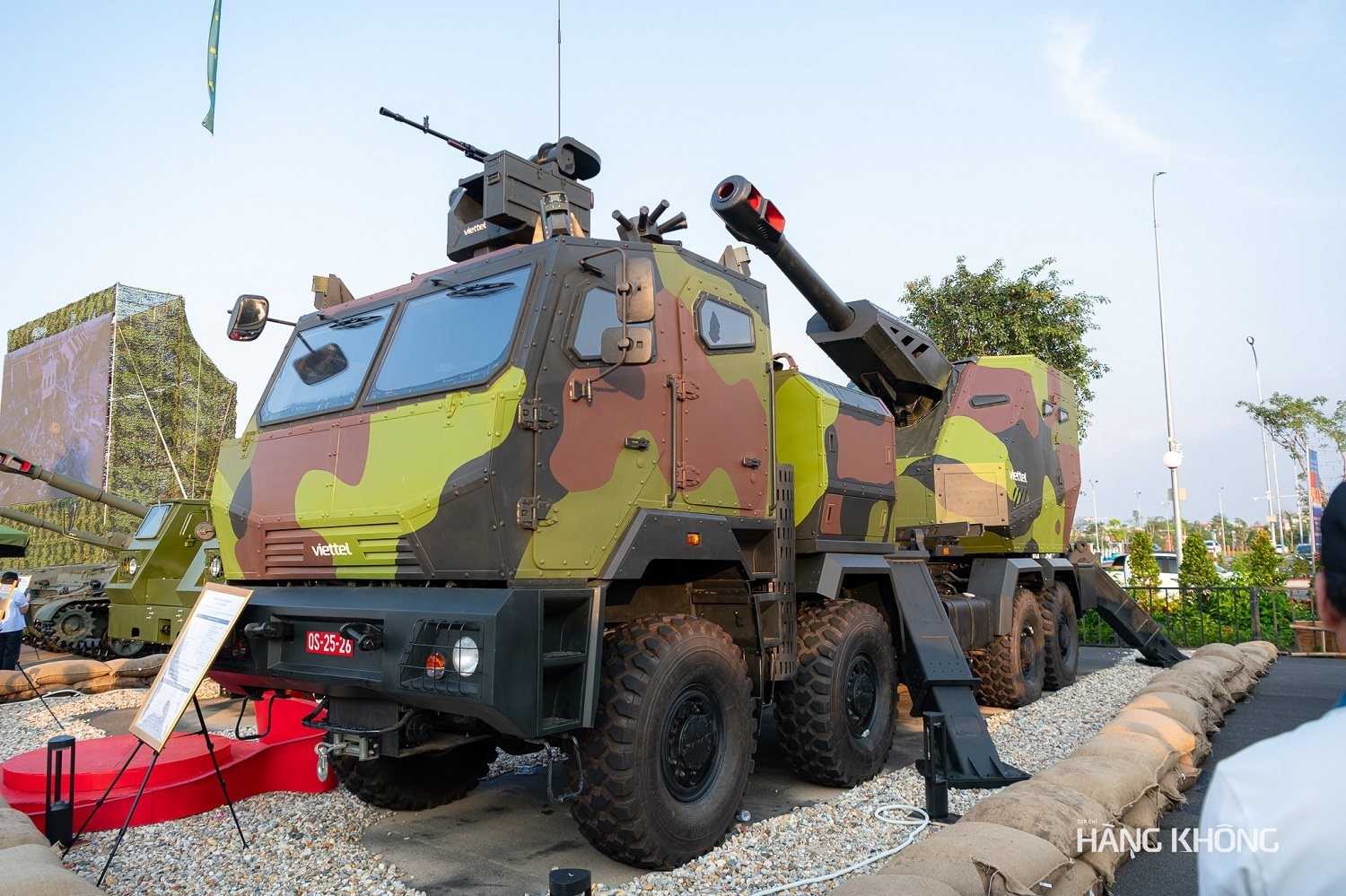 phao-tu-hanh-152mm-01.jpg