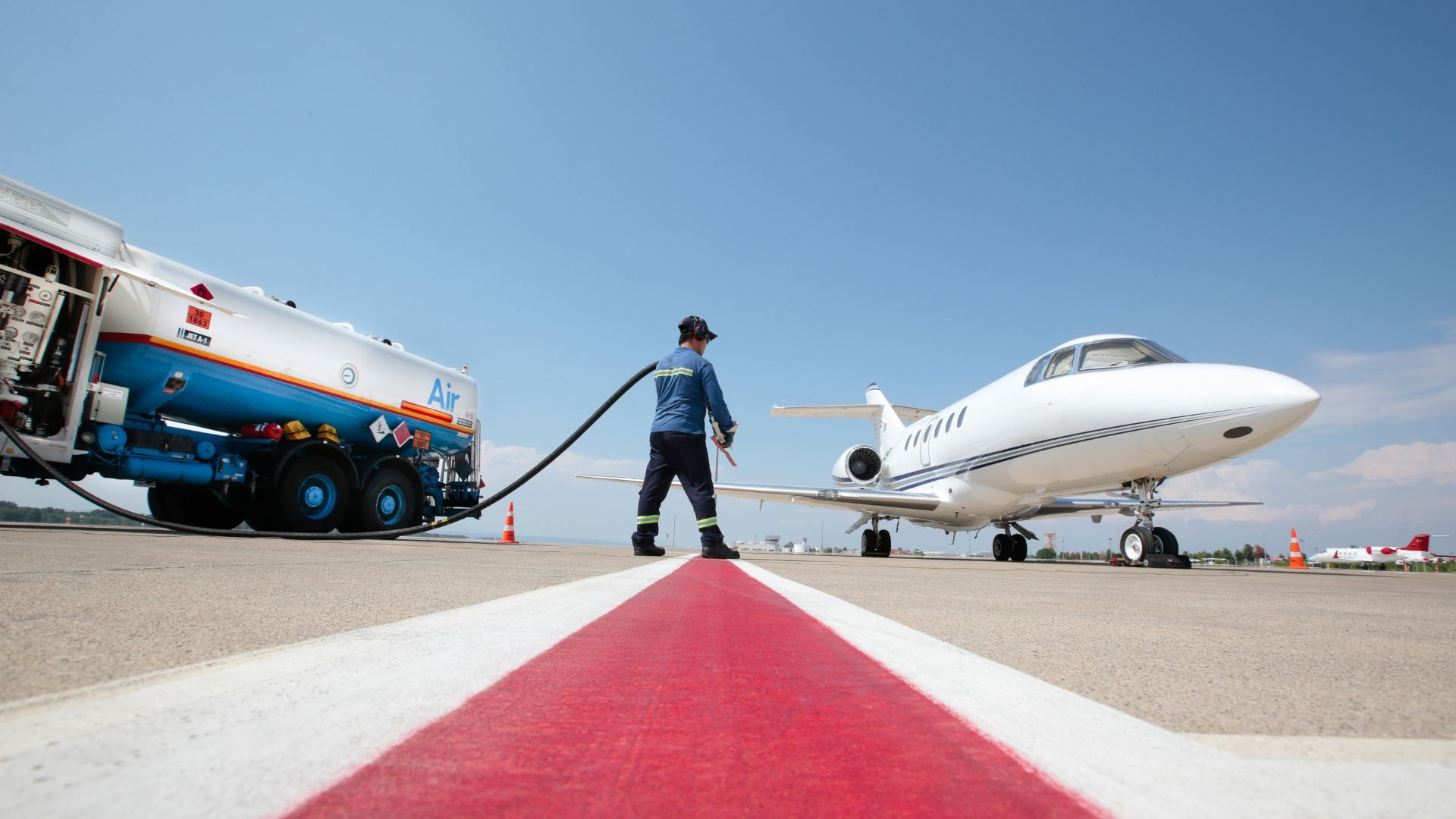 How Much Does Private Jet Fuel Cost: A Comprehensive Guide - Private jet charter flights by FlyUSA