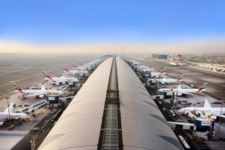 san-bay-dubai-01.jpg