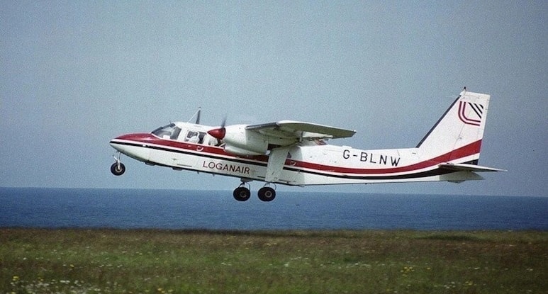 Máy bay của hãng Loganair khai thác chuyến bay thương mại ngắn nhất thế giới.